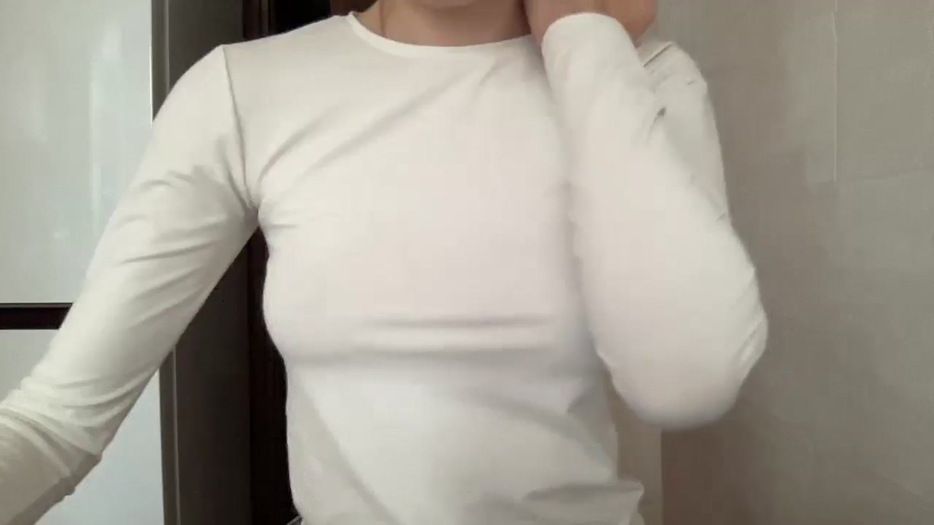 Gallery image thumbnail from VioletHeart's myfreecams stream on, 10/28/2025, 09:29 image 16 of 20
