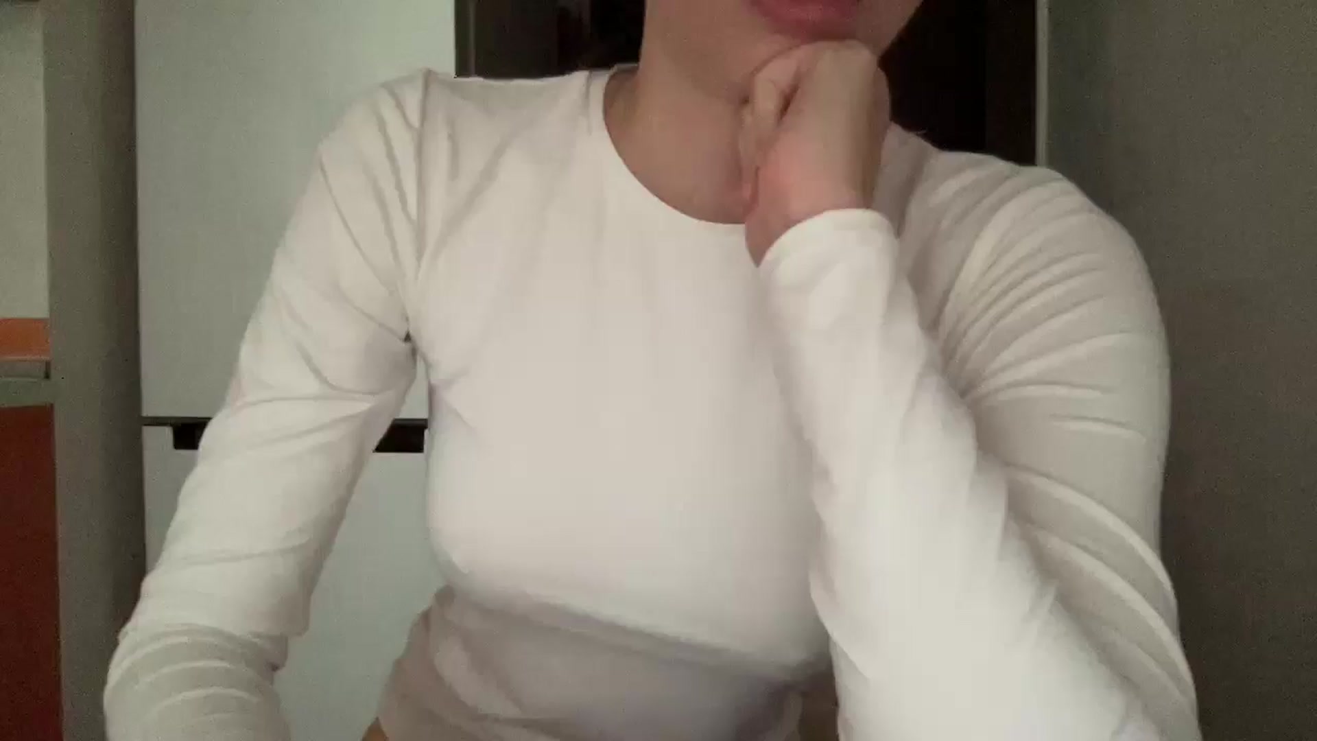 Gallery image thumbnail from VioletHeart's myfreecams stream on, 10/28/2025, 14:47 image 12 of 20