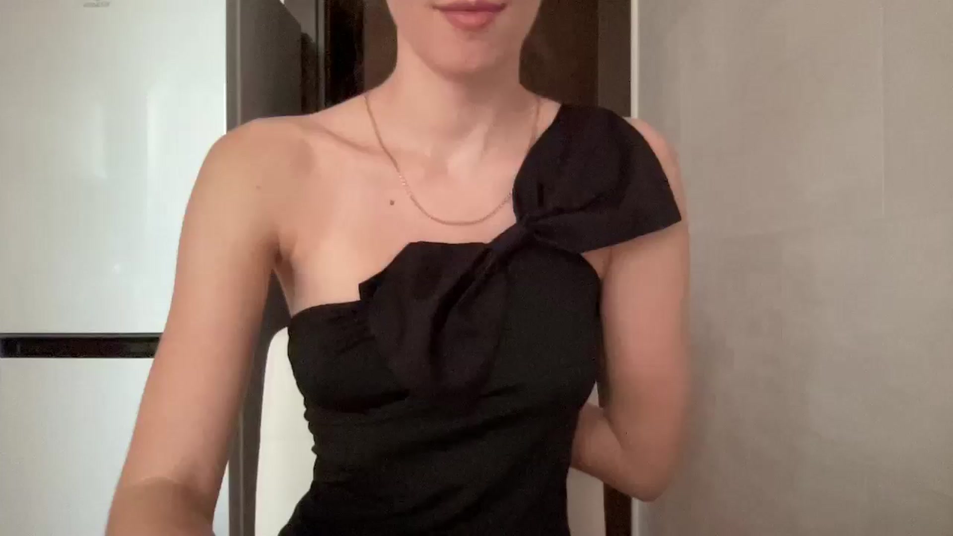 Gallery image thumbnail from VioletHeart's myfreecams stream on, 11/02/2025, 14:25 image 2 of 20