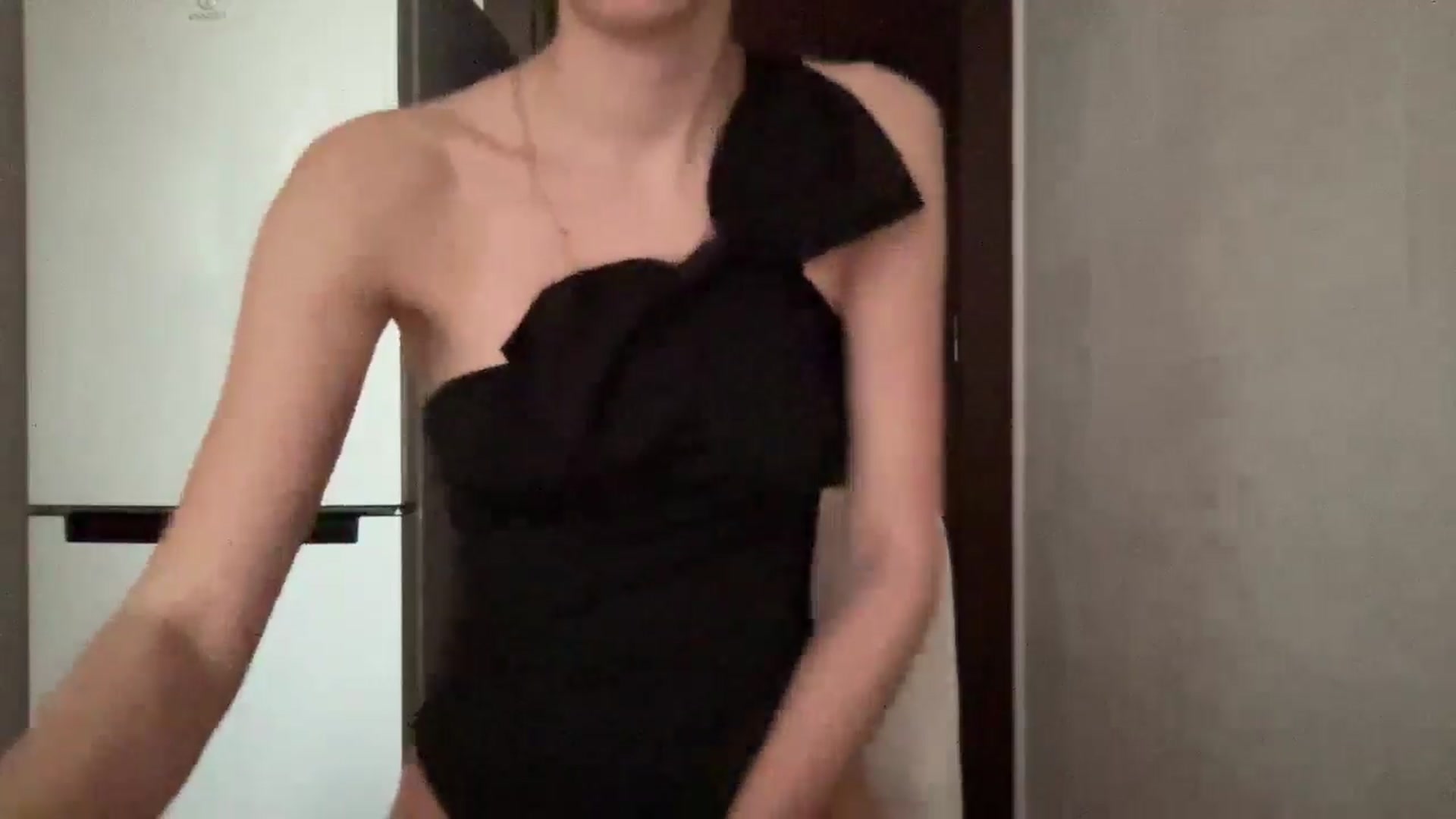 Gallery image thumbnail from VioletHeart's myfreecams stream on, 11/02/2025, 14:25 image 16 of 20