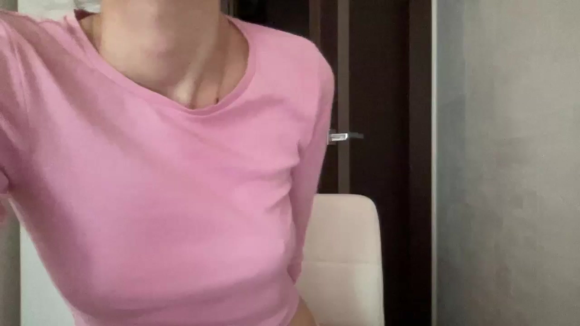 Gallery image thumbnail from VioletHeart's myfreecams stream on, 11/04/2025, 09:49 image 15 of 20