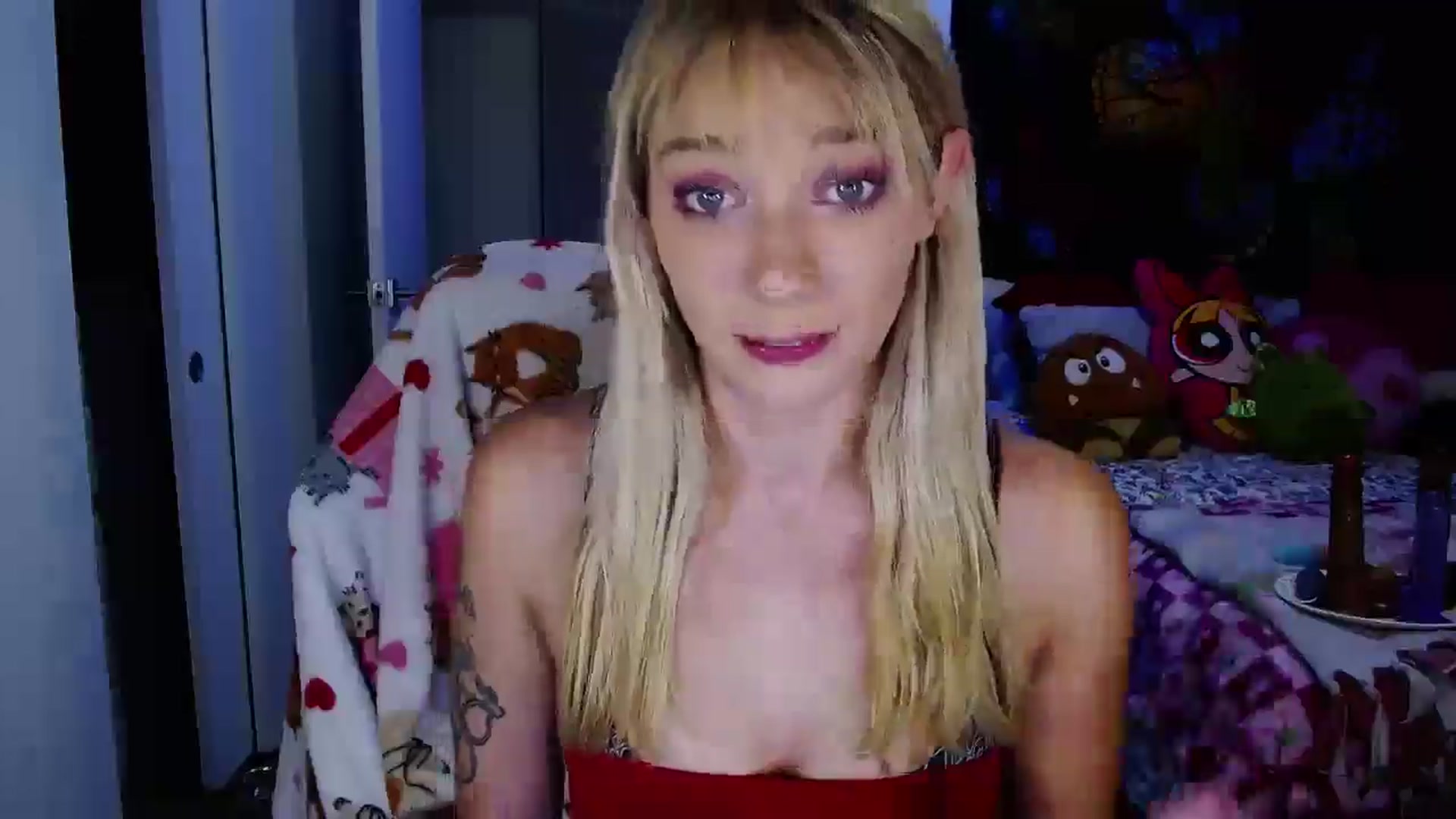 Gallery image thumbnail from VioletRay's myfreecams stream on, 08/28/2025, 02:23 image 19 of 20