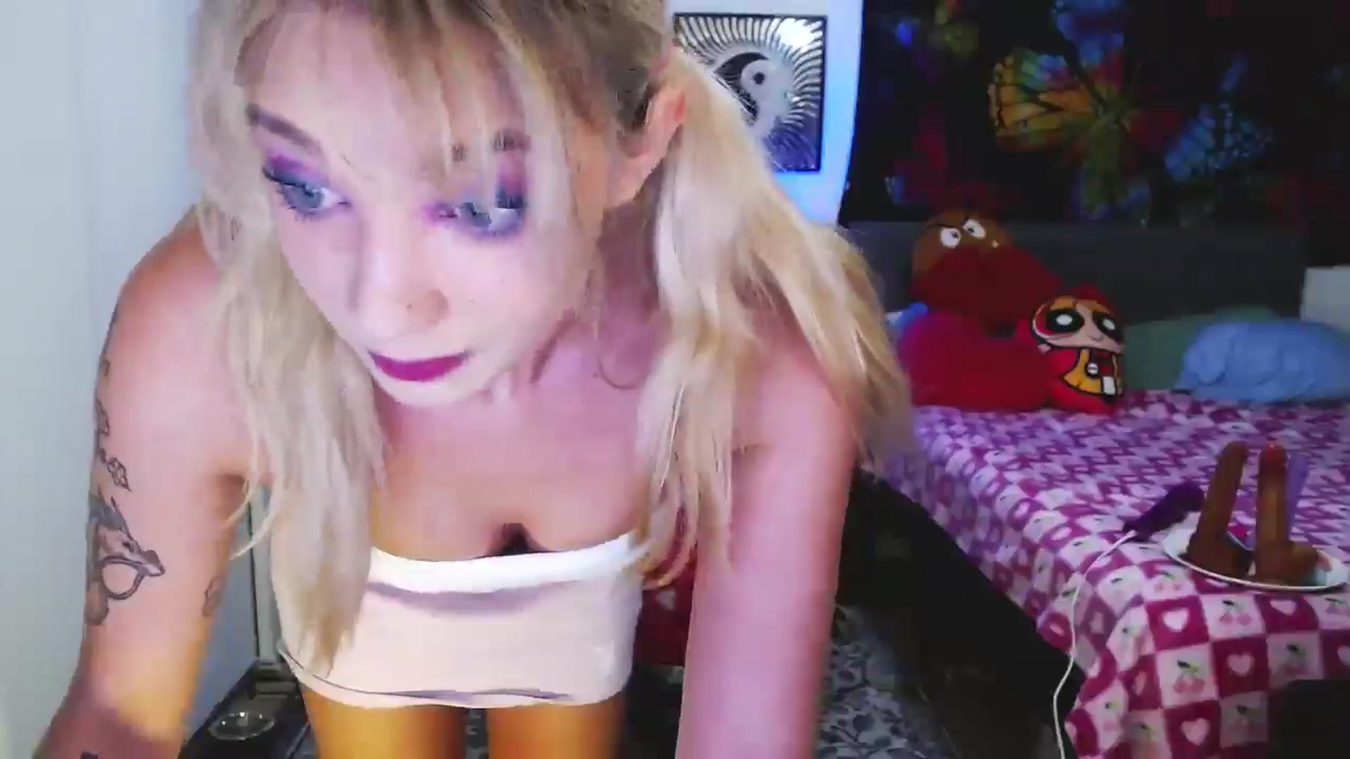 Gallery image thumbnail from VioletRay's myfreecams stream on, 09/12/2025, 04:27 image 14 of 20