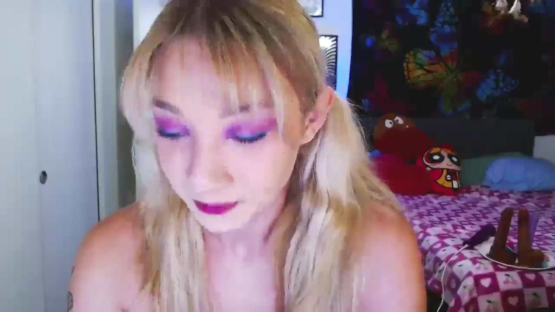 Gallery image thumbnail from VioletRay's myfreecams stream on, 09/12/2025, 04:27 image 7 of 20