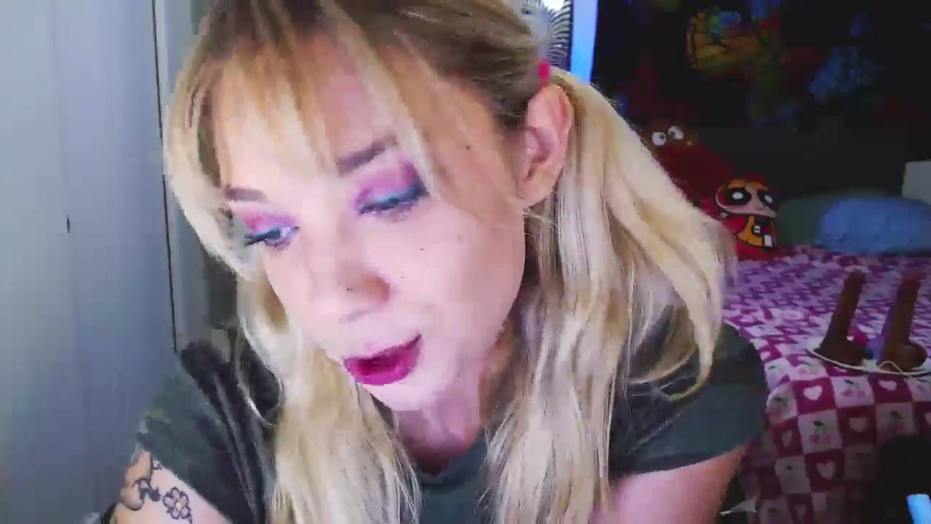 Gallery image thumbnail from VioletRay's myfreecams stream on, 09/12/2025, 06:45 image 3 of 20