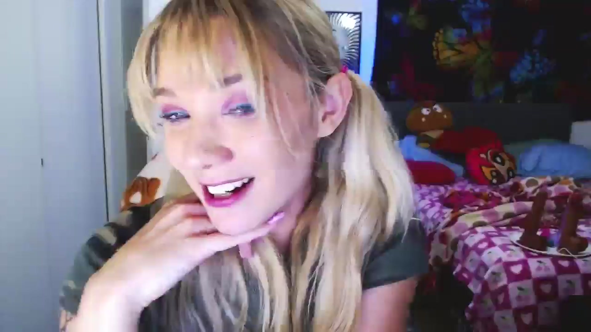 Gallery image thumbnail from VioletRay's myfreecams stream on, 09/12/2025, 06:45 image 14 of 20