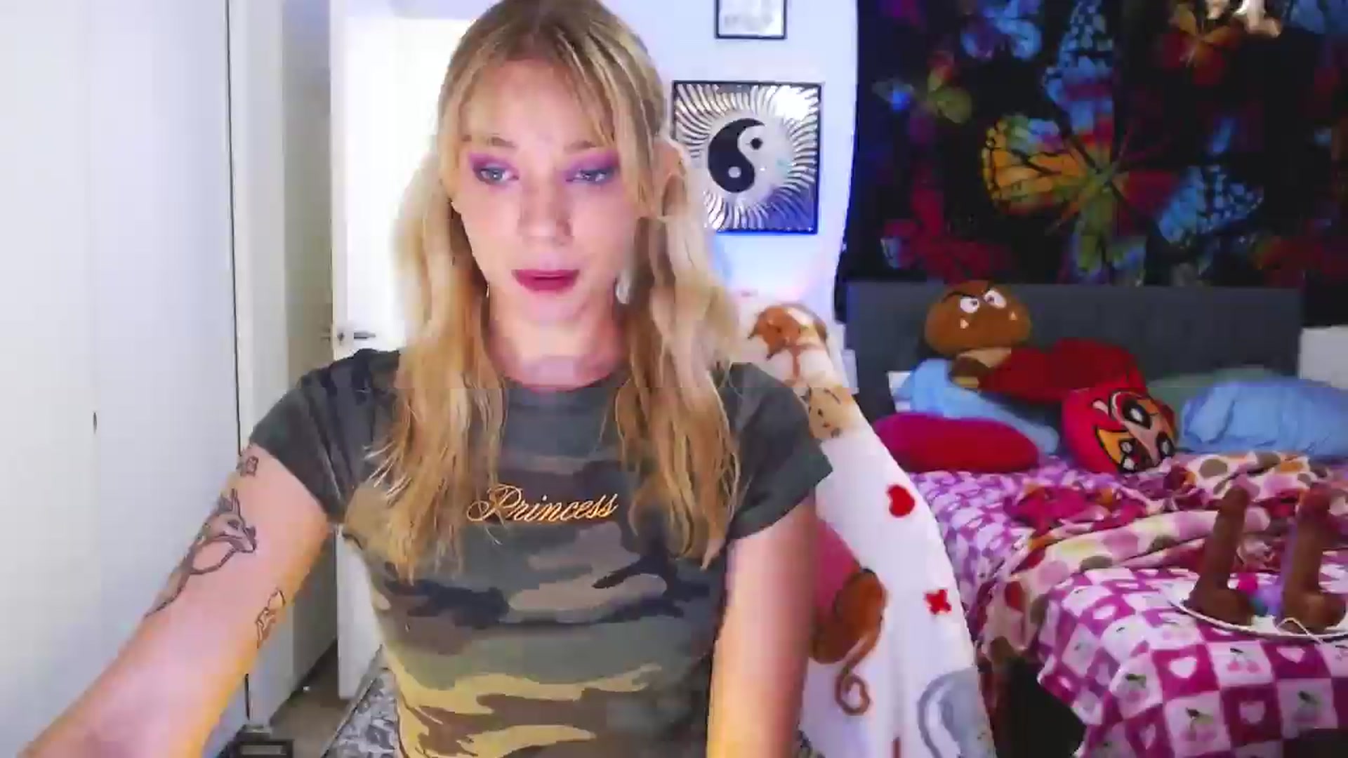 Gallery image thumbnail from VioletRay's myfreecams stream on, 09/12/2025, 06:45 image 19 of 20