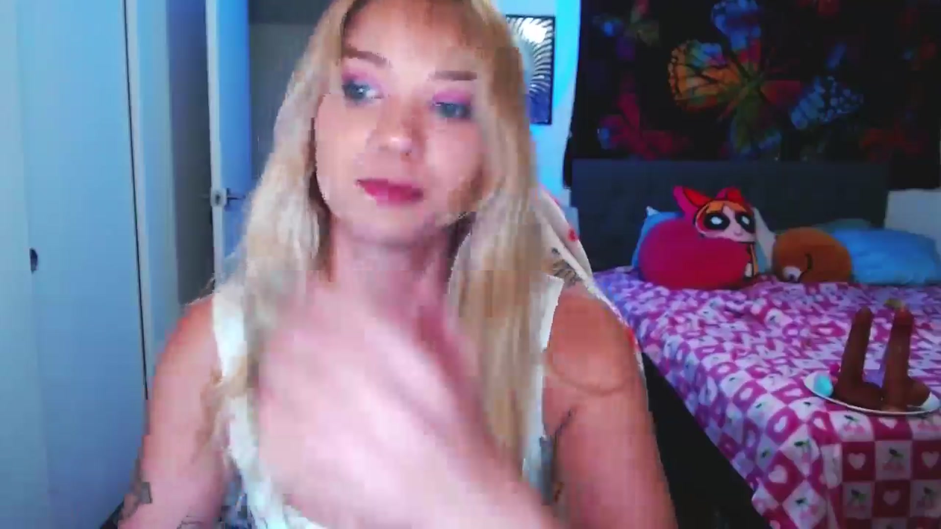Gallery image thumbnail from VioletRay's myfreecams stream on, 09/14/2025, 01:42 image 7 of 20