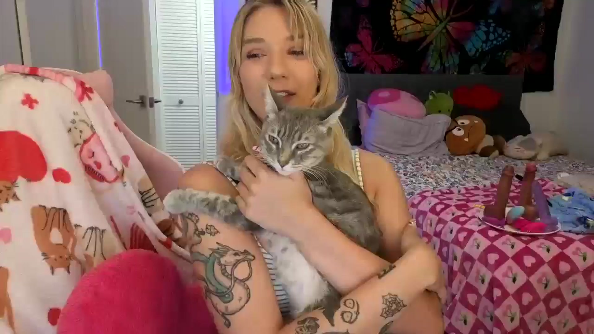 Gallery image thumbnail from VioletRay's myfreecams stream on, 10/14/2025, 05:42 image 3 of 20