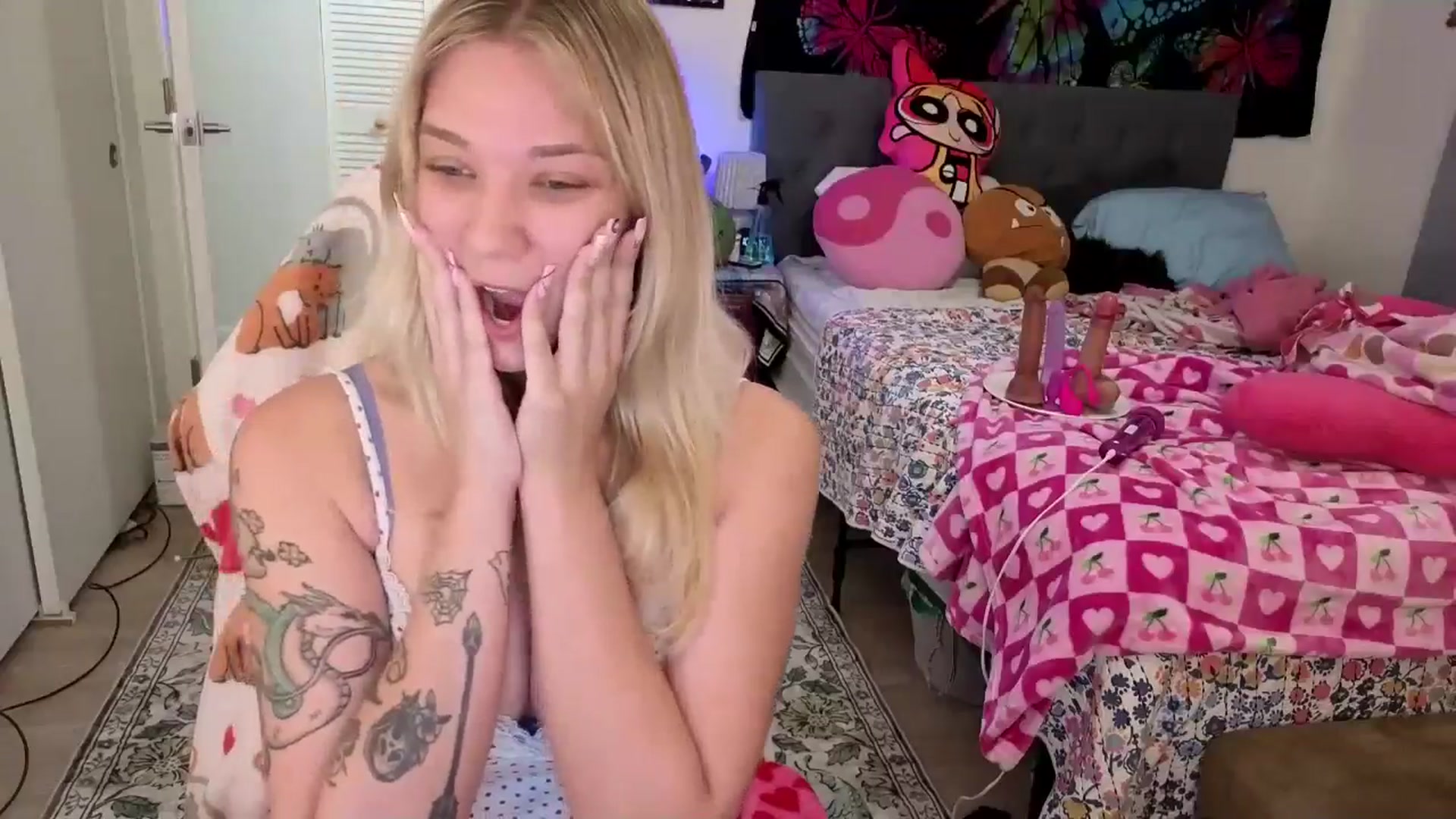 Gallery image thumbnail from VioletRay's myfreecams stream on, 10/31/2025, 05:11 image 20 of 20