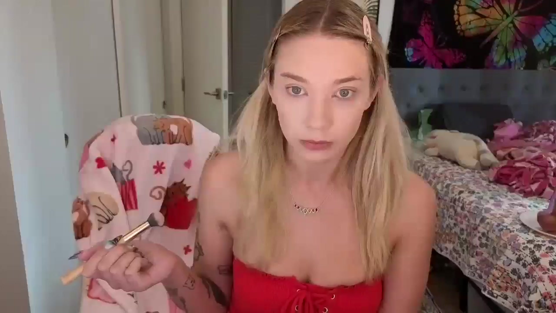 Gallery image thumbnail from VioletRay's myfreecams stream on, 11/11/2025, 21:32 image 11 of 20