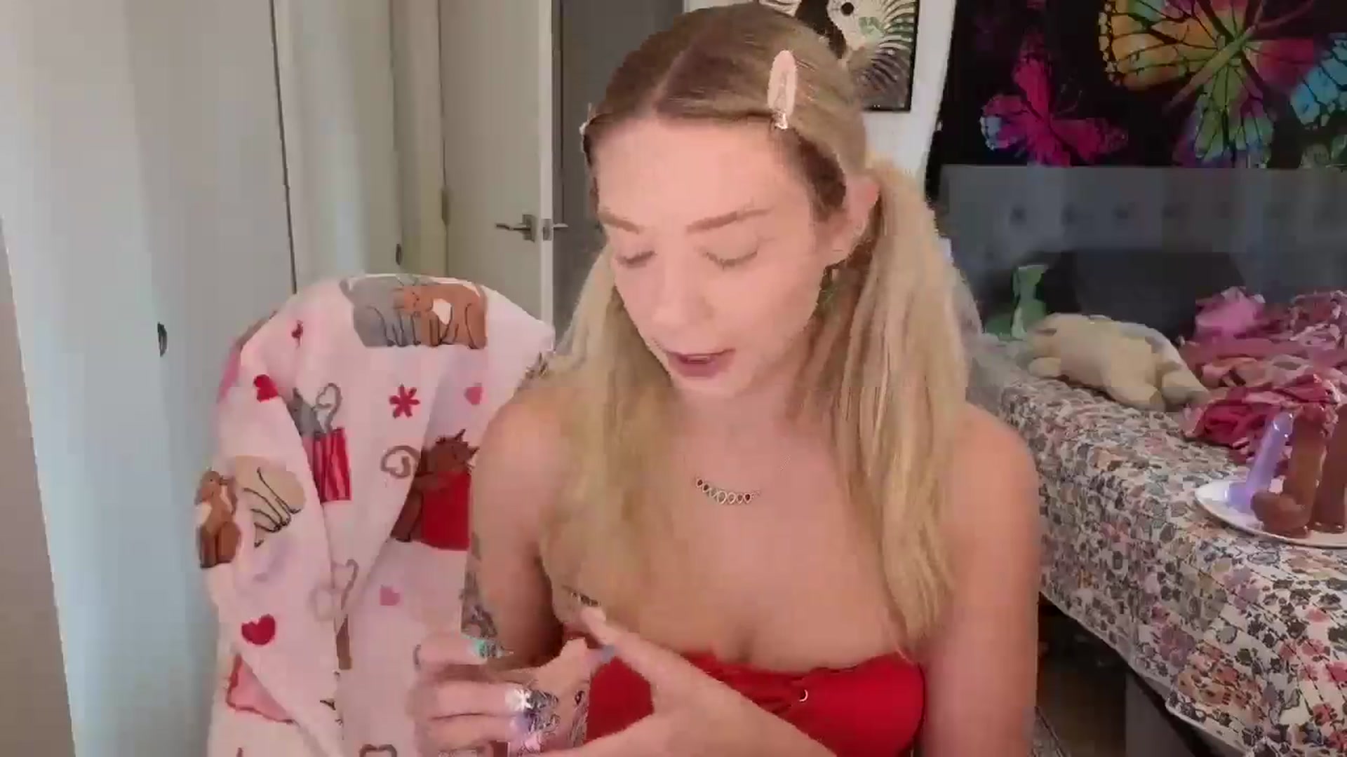 Gallery image thumbnail from VioletRay's myfreecams stream on, 11/11/2025, 21:32 image 13 of 20