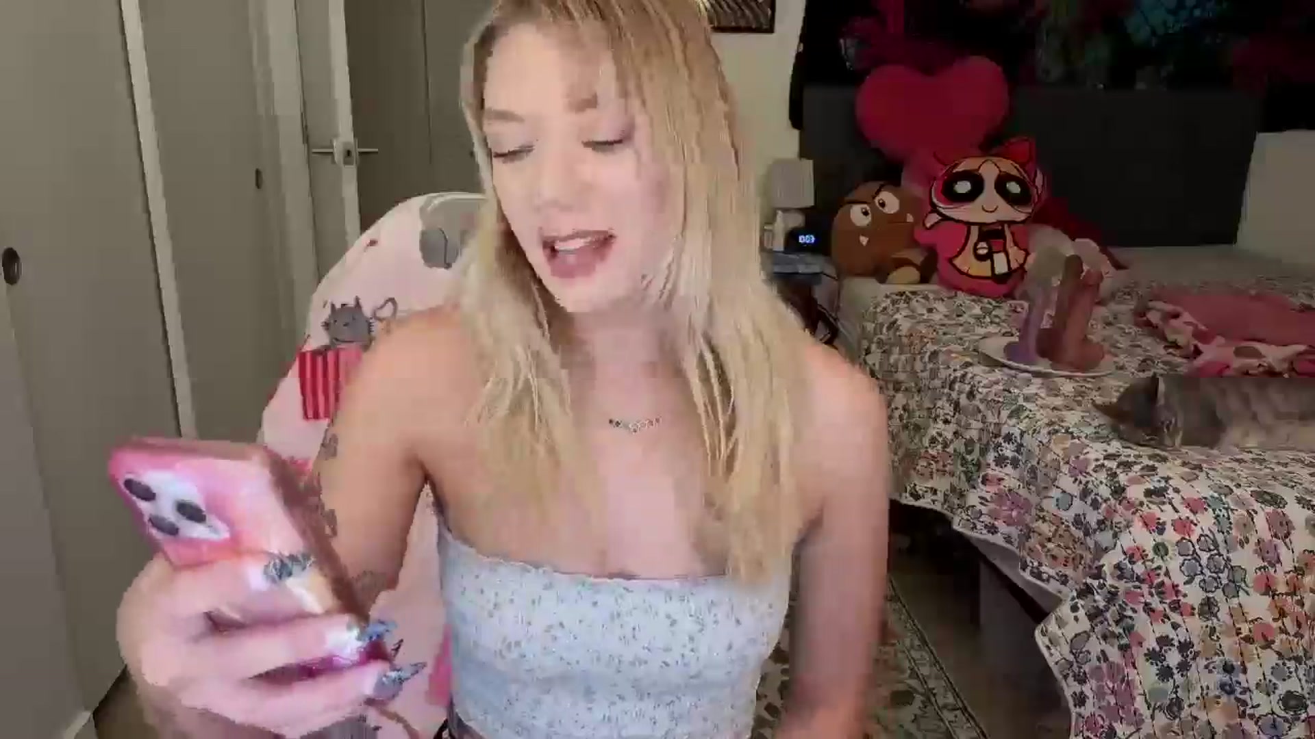 Gallery image thumbnail from VioletRay's myfreecams stream on, 11/13/2025, 05:33 image 11 of 20