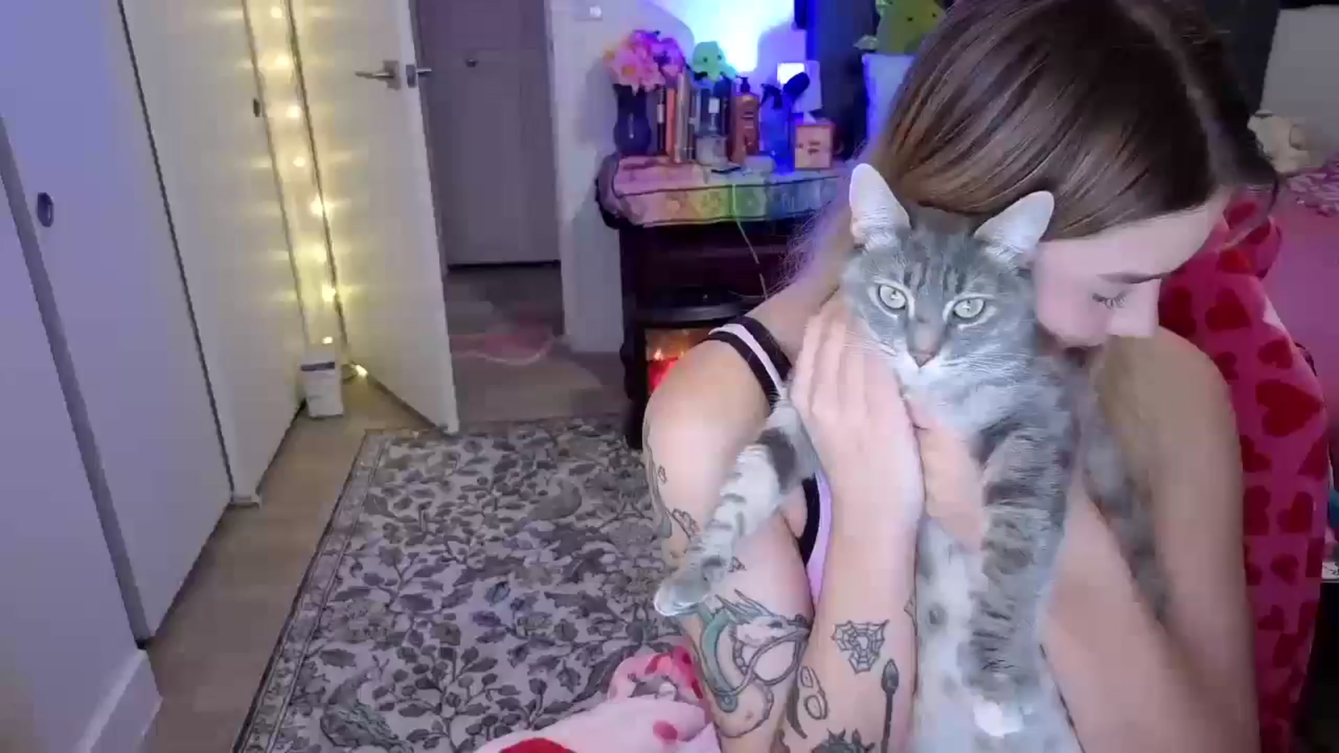 Gallery image thumbnail from VioletRay's myfreecams stream on, 01/27/2026, 24:53 image 12 of 20