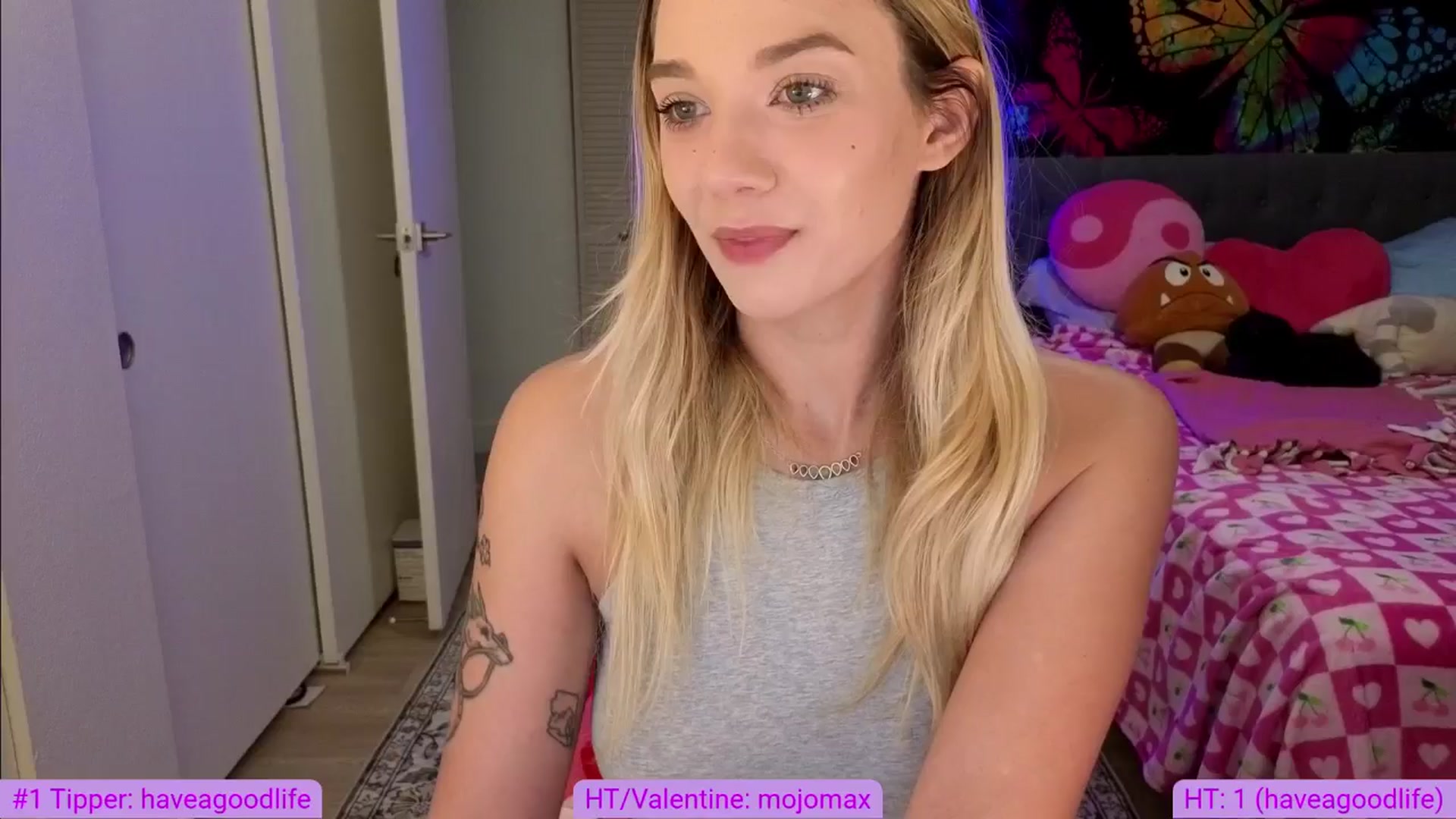 Gallery image thumbnail from VioletRay's myfreecams stream on, 02/17/2026, 24:33 image 17 of 20
