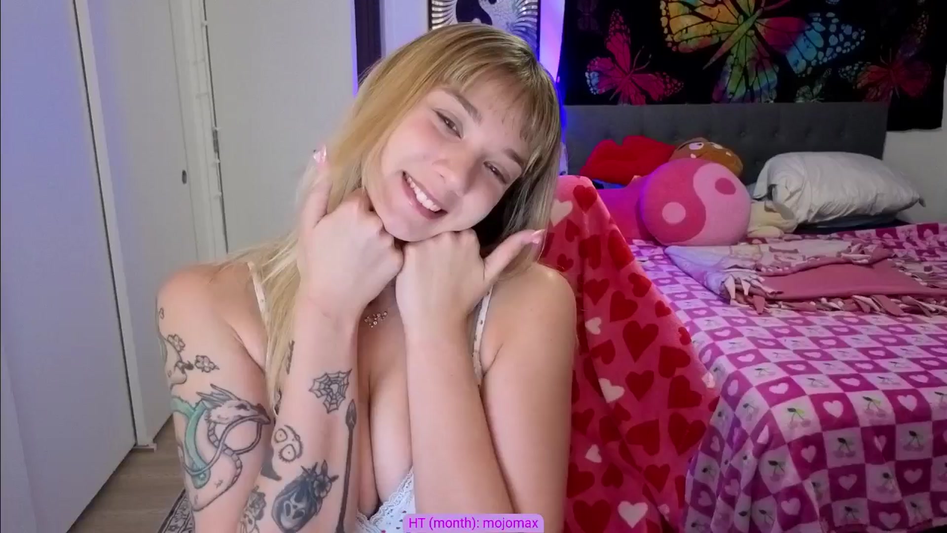 Gallery image thumbnail from VioletRay's myfreecams stream on, 02/20/2026, 02:45 image 3 of 20
