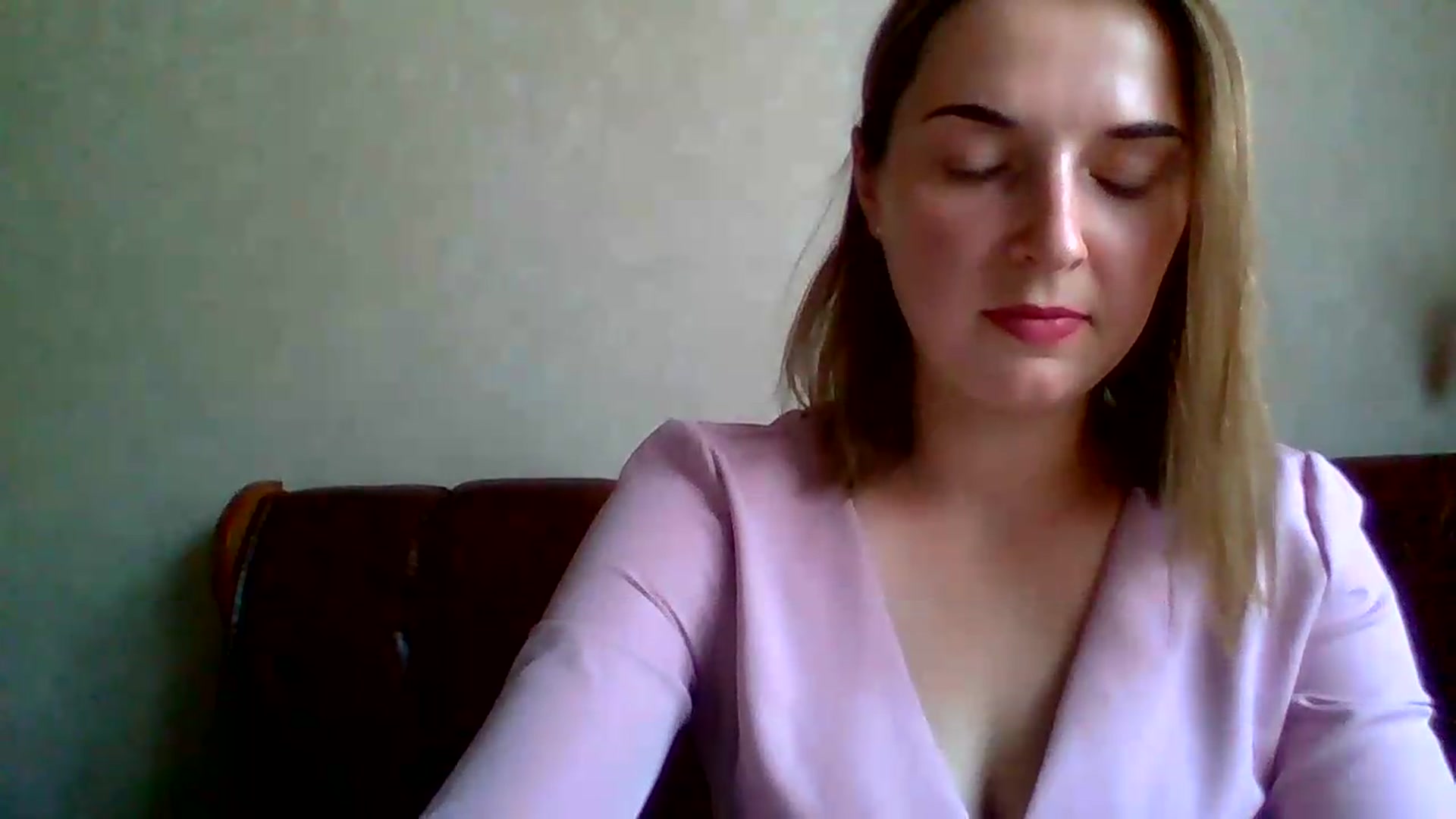 Gallery image thumbnail from VioletSton's myfreecams stream on, 08/09/2026, 09:13 image 5 of 20