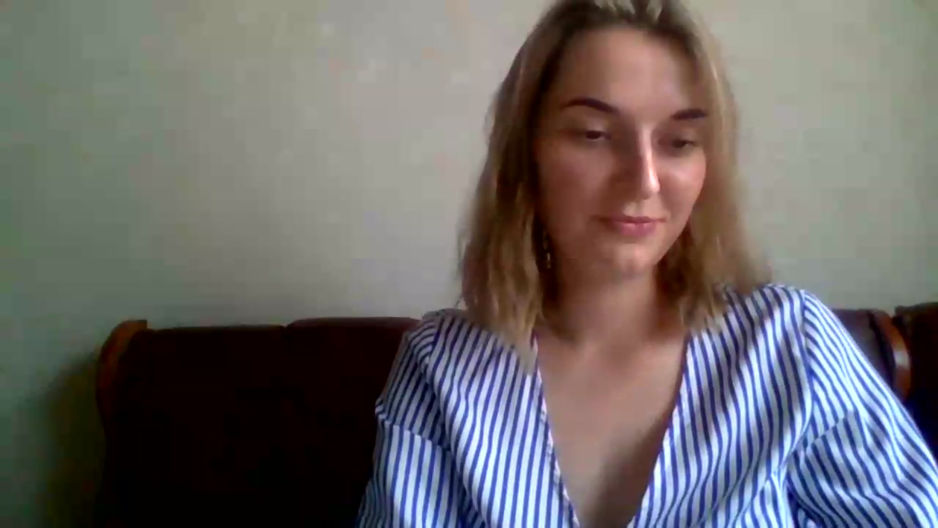 Gallery image thumbnail from VioletSton's myfreecams stream on, 08/20/2026, 10:52 image 14 of 20