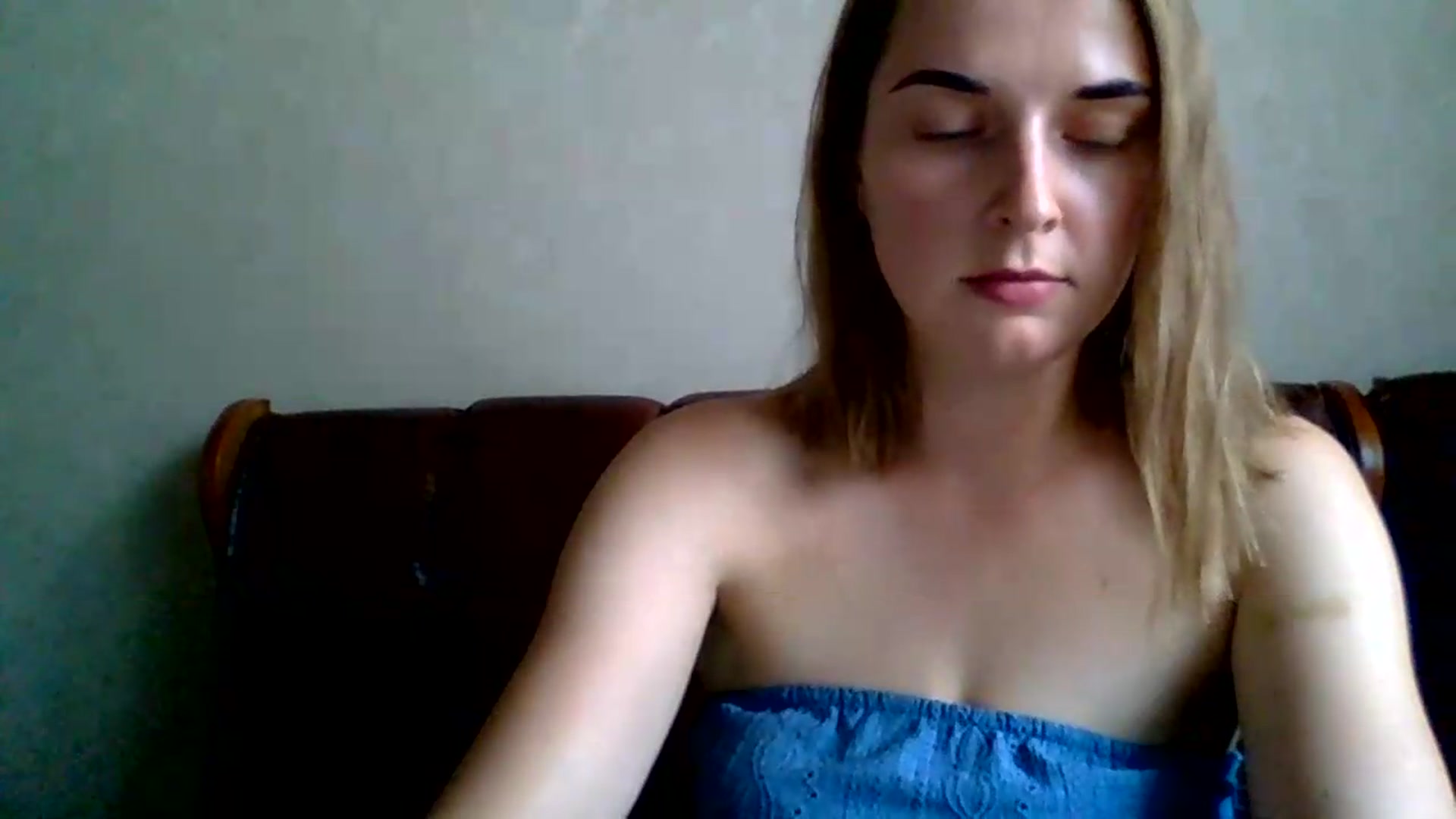 Gallery image thumbnail from VioletSton's myfreecams stream on, 08/26/2026, 11:18 image 15 of 20
