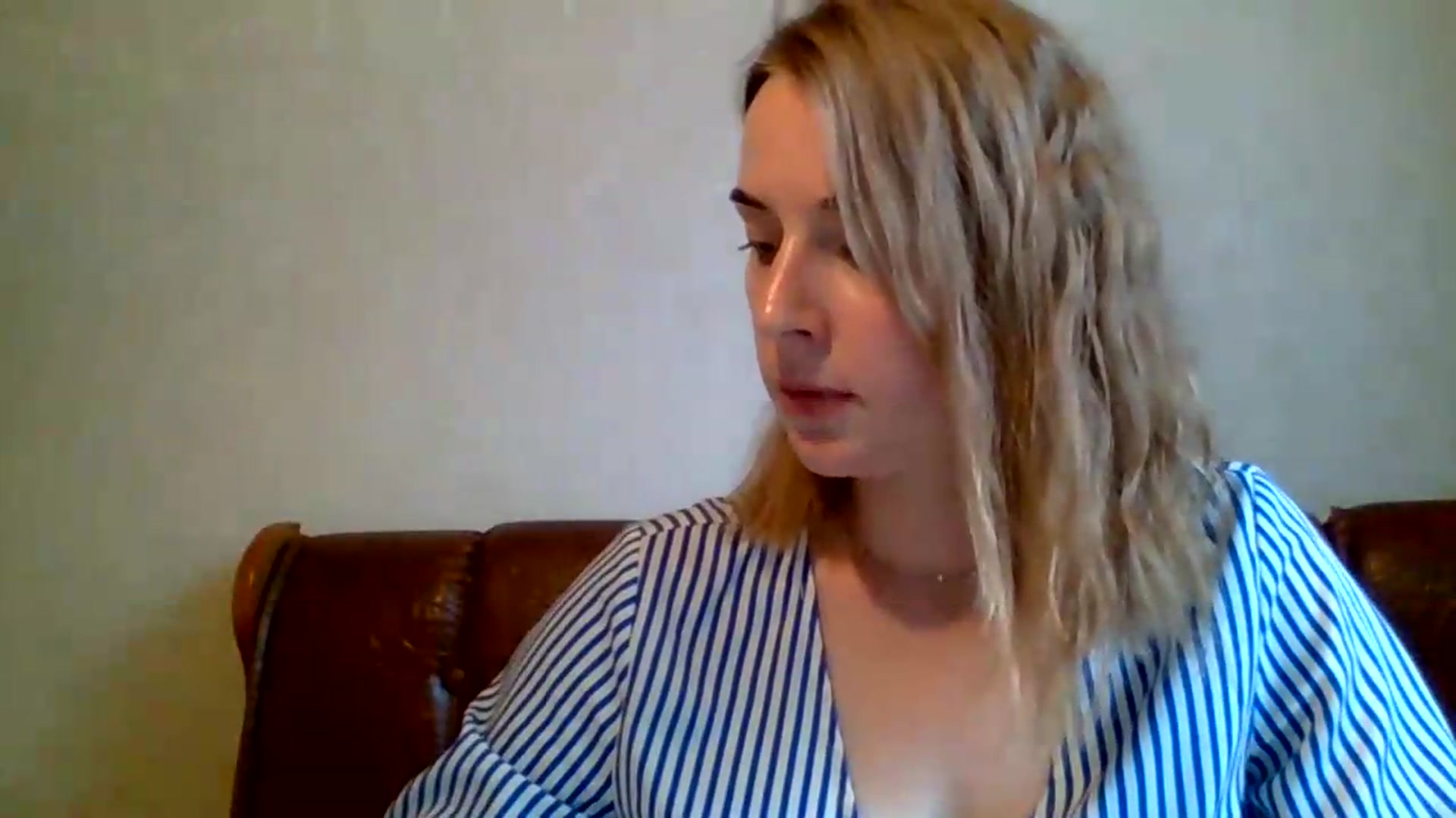 Gallery image thumbnail from VioletSton's myfreecams stream on, 09/01/2026, 11:40 image 10 of 20