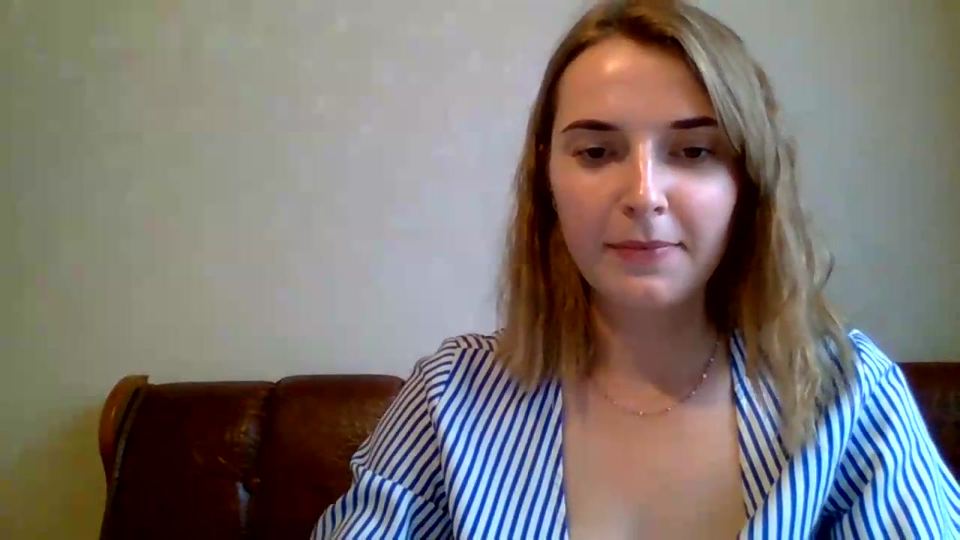 Gallery image thumbnail from VioletSton's myfreecams stream on, 09/01/2026, 11:40 image 17 of 20