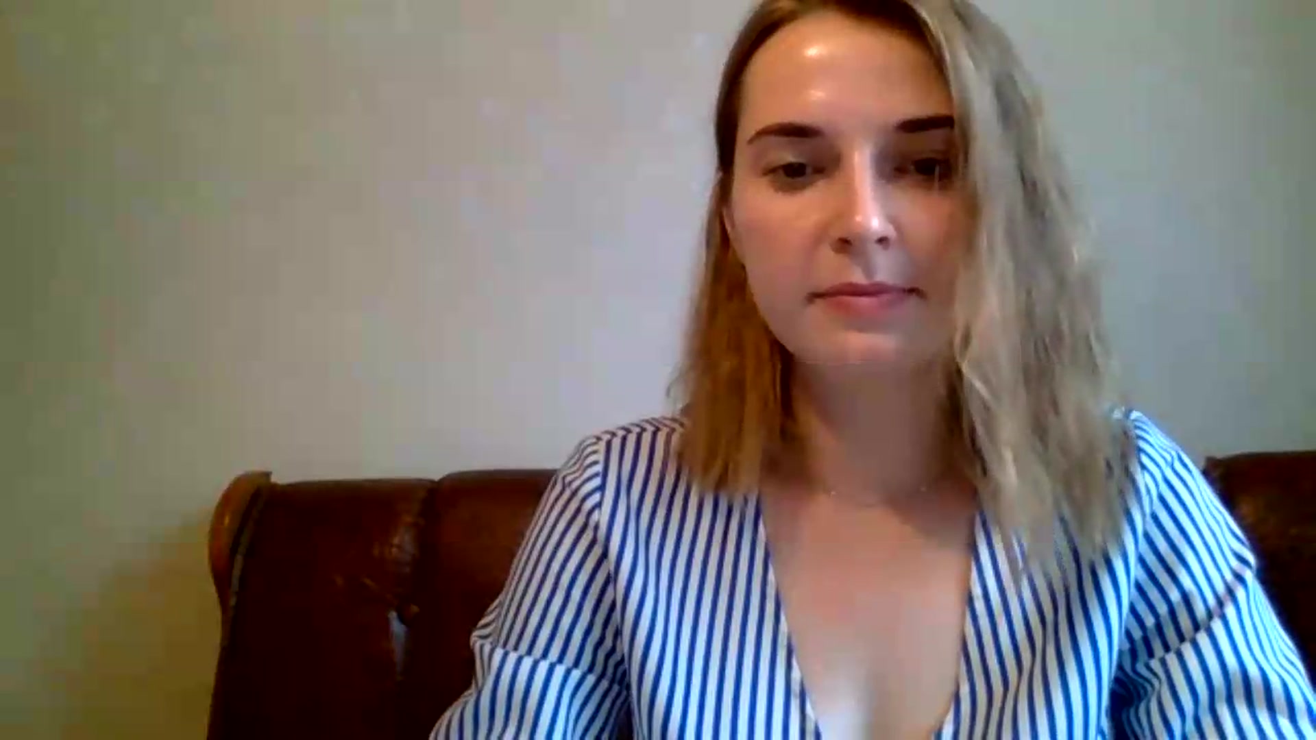 Gallery image thumbnail from VioletSton's myfreecams stream on, 09/01/2026, 11:40 image 6 of 20