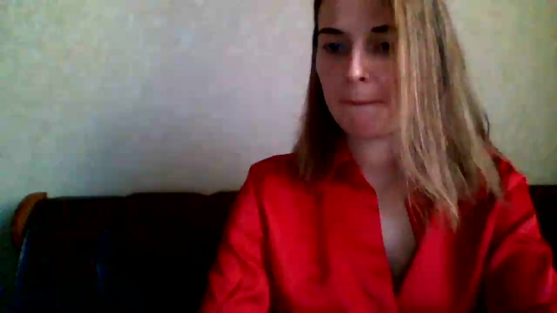 Gallery image thumbnail from VioletSton's myfreecams stream on, 09/17/2026, 11:18 image 17 of 20