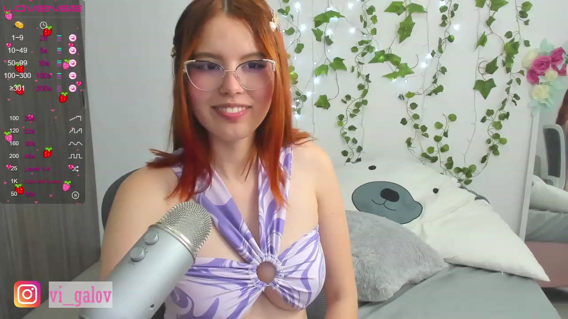Gallery image thumbnail from Violet_120's myfreecams stream on, 01/09/2023, 07:25 image 3 of 20