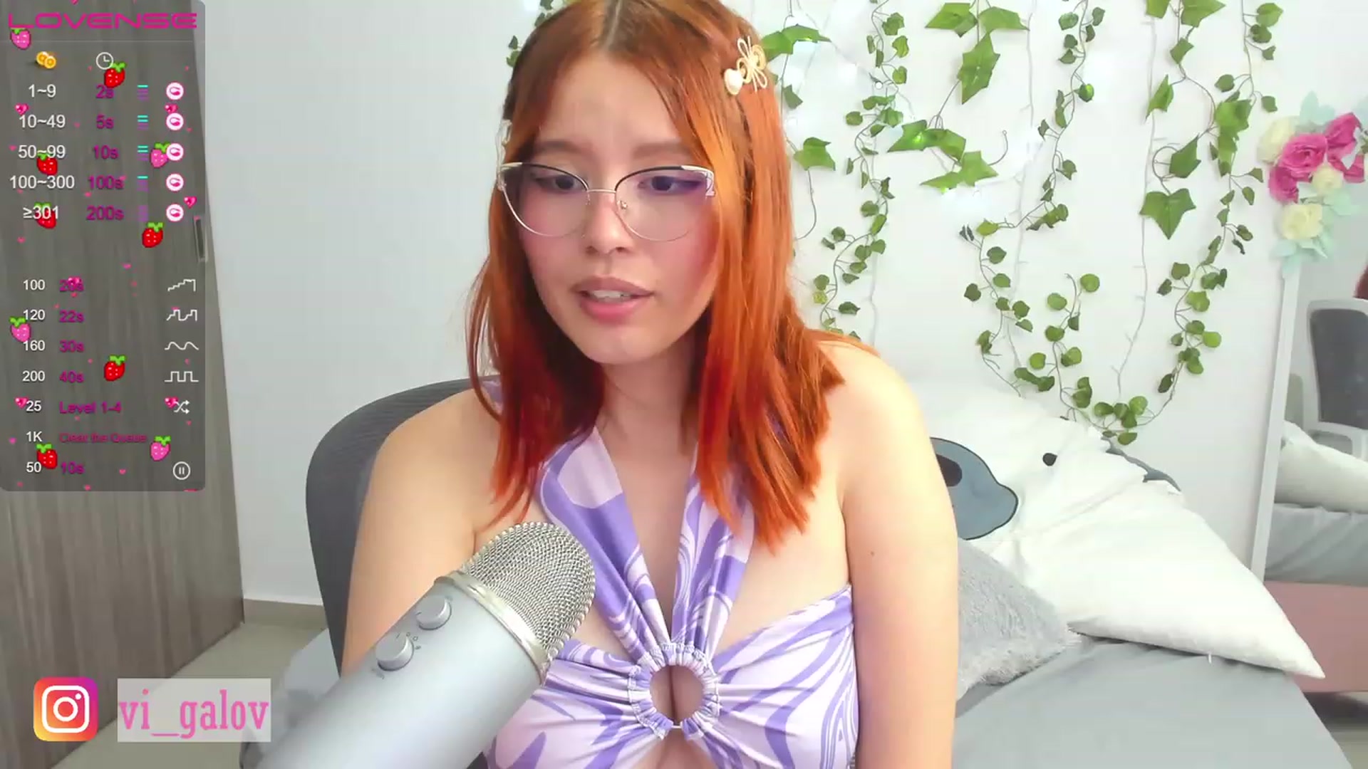 Gallery image thumbnail from Violet_120's myfreecams stream on, 01/09/2023, 07:25 image 16 of 20