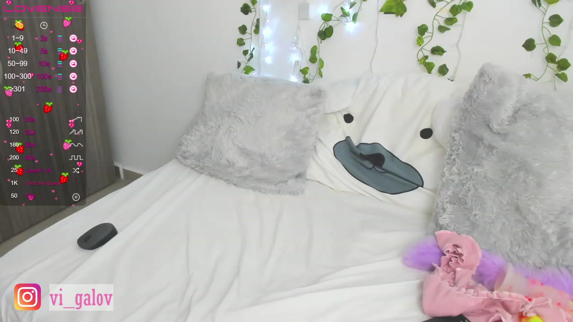Gallery image thumbnail from Violet_120's myfreecams stream on, 01/10/2023, 08:59 image 19 of 20