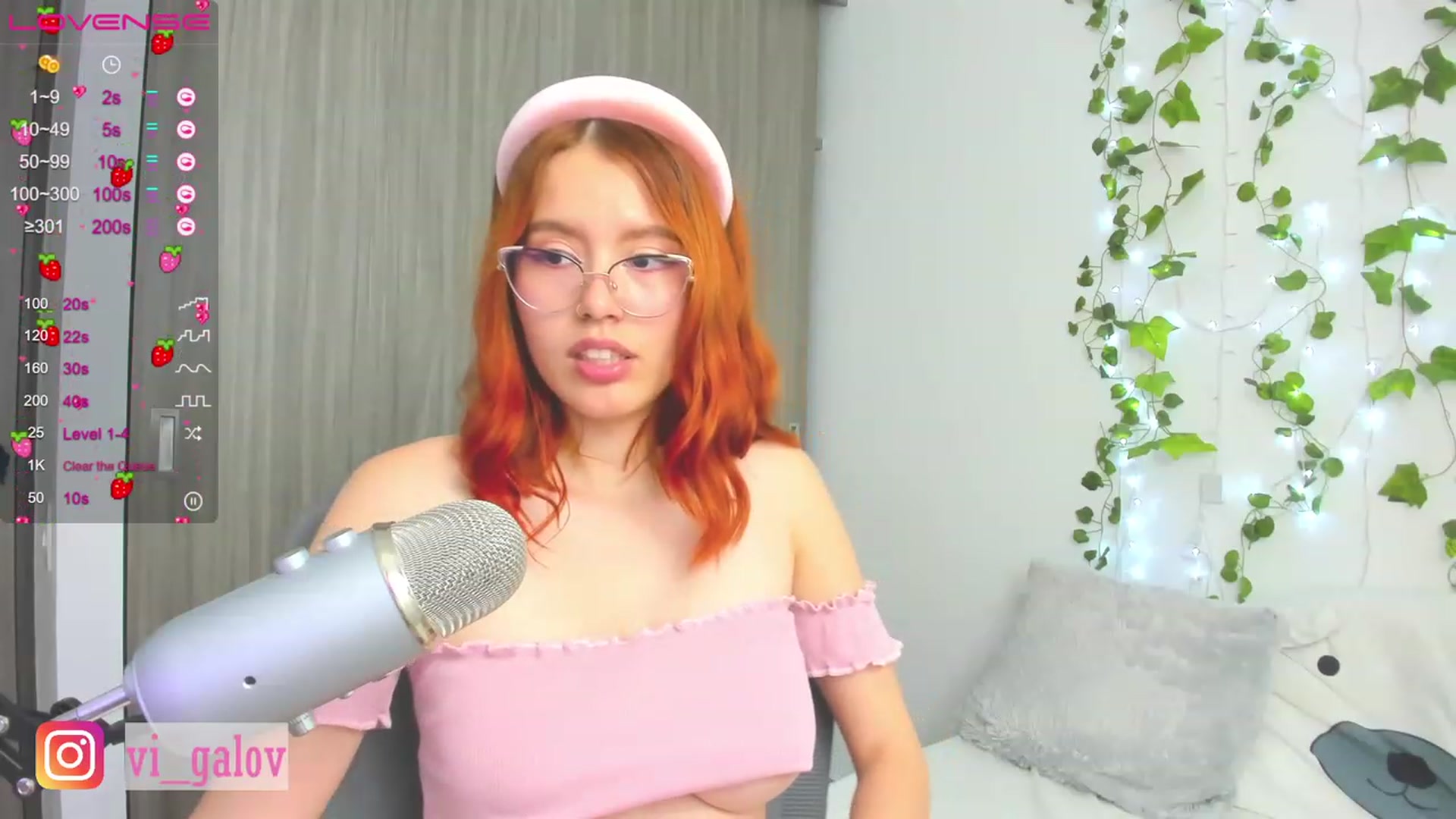 Gallery image thumbnail from Violet_120's myfreecams stream on, 01/10/2023, 08:59 image 7 of 20