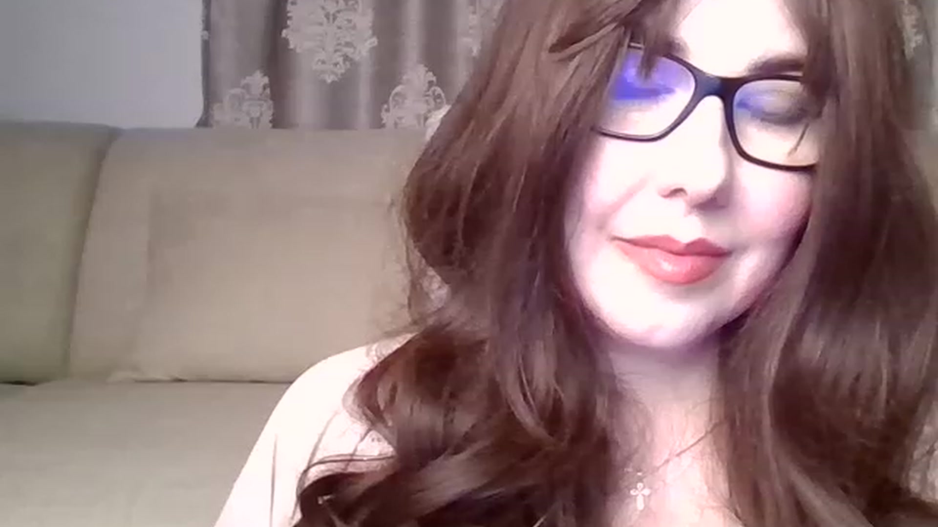 Gallery image thumbnail from Violet_Amy's myfreecams stream on, 11/21/2022, 24:18 image 8 of 20