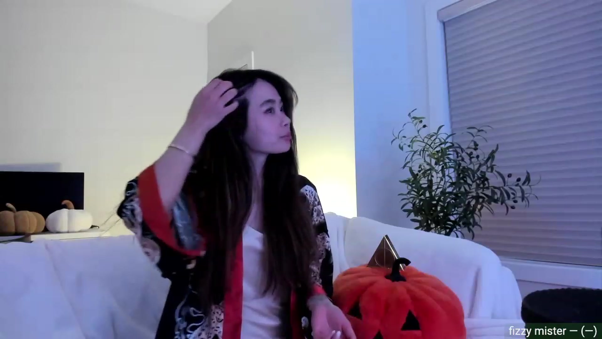 Gallery image thumbnail from Violet_Bau's myfreecams stream on, 08/06/2023, 09:38 image 20 of 20