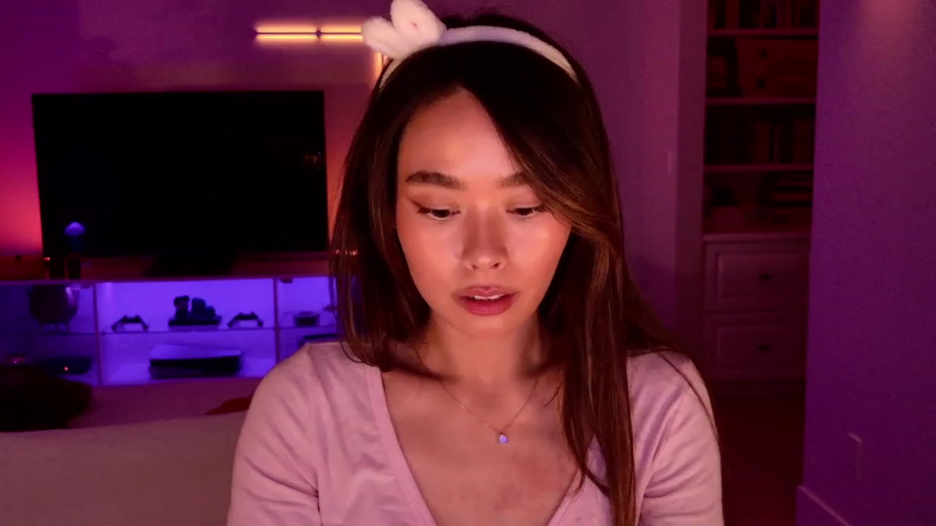 Gallery image thumbnail from Violet_Bau's myfreecams stream on, 10/23/2023, 06:17 image 2 of 20