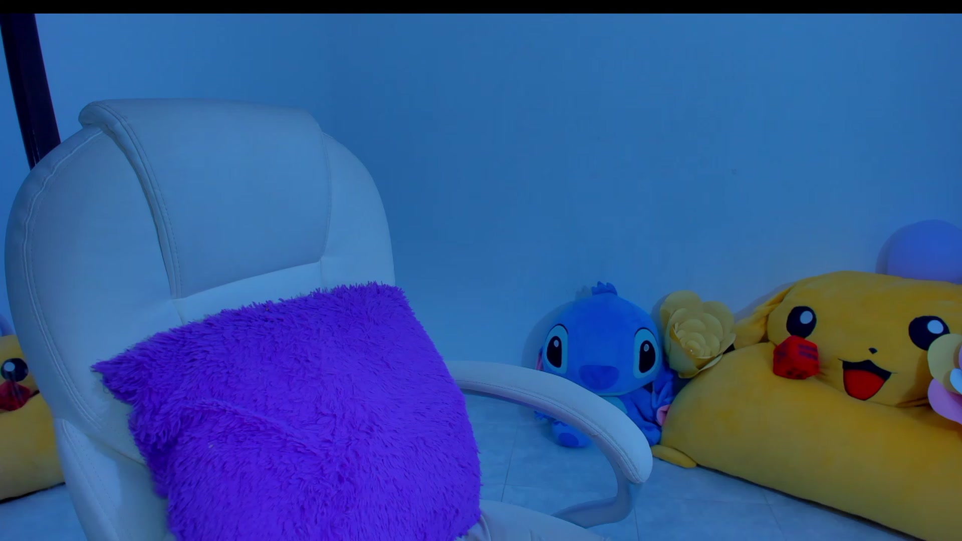 Gallery image thumbnail from Violet_Fit's myfreecams stream on, 11/15/2022, 13:51 image 3 of 20