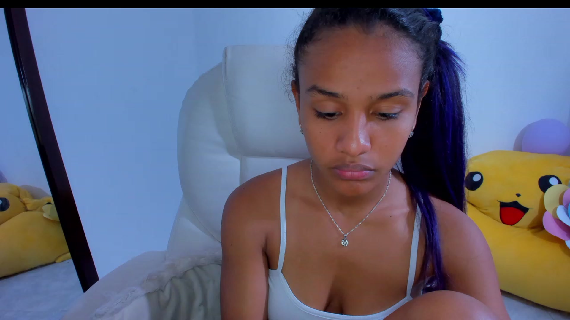Gallery image thumbnail from Violet_Fit's myfreecams stream on, 11/16/2022, 14:22 image 14 of 20