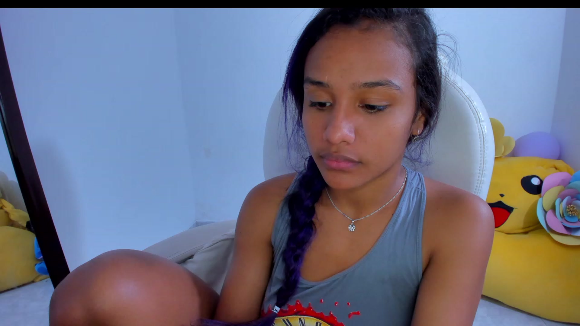 Gallery image thumbnail from Violet_Fit's myfreecams stream on, 11/18/2022, 16:00 image 1 of 20