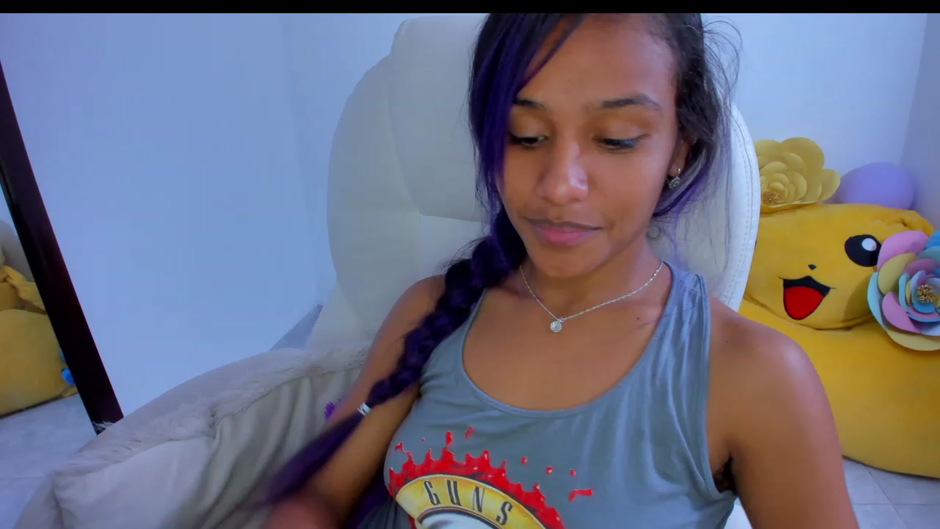 Gallery image thumbnail from Violet_Fit's myfreecams stream on, 11/18/2022, 16:00 image 17 of 20