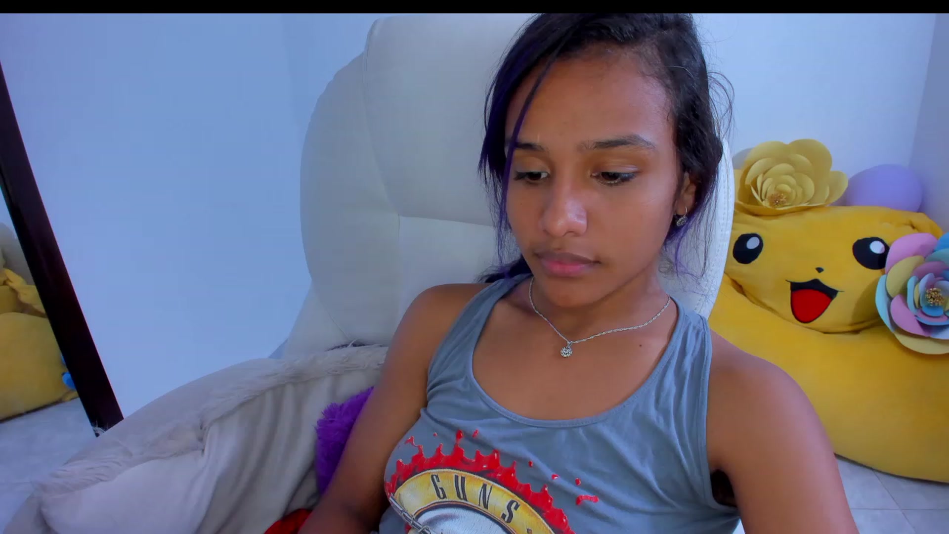 Gallery image thumbnail from Violet_Fit's myfreecams stream on, 11/18/2022, 16:00 image 15 of 20