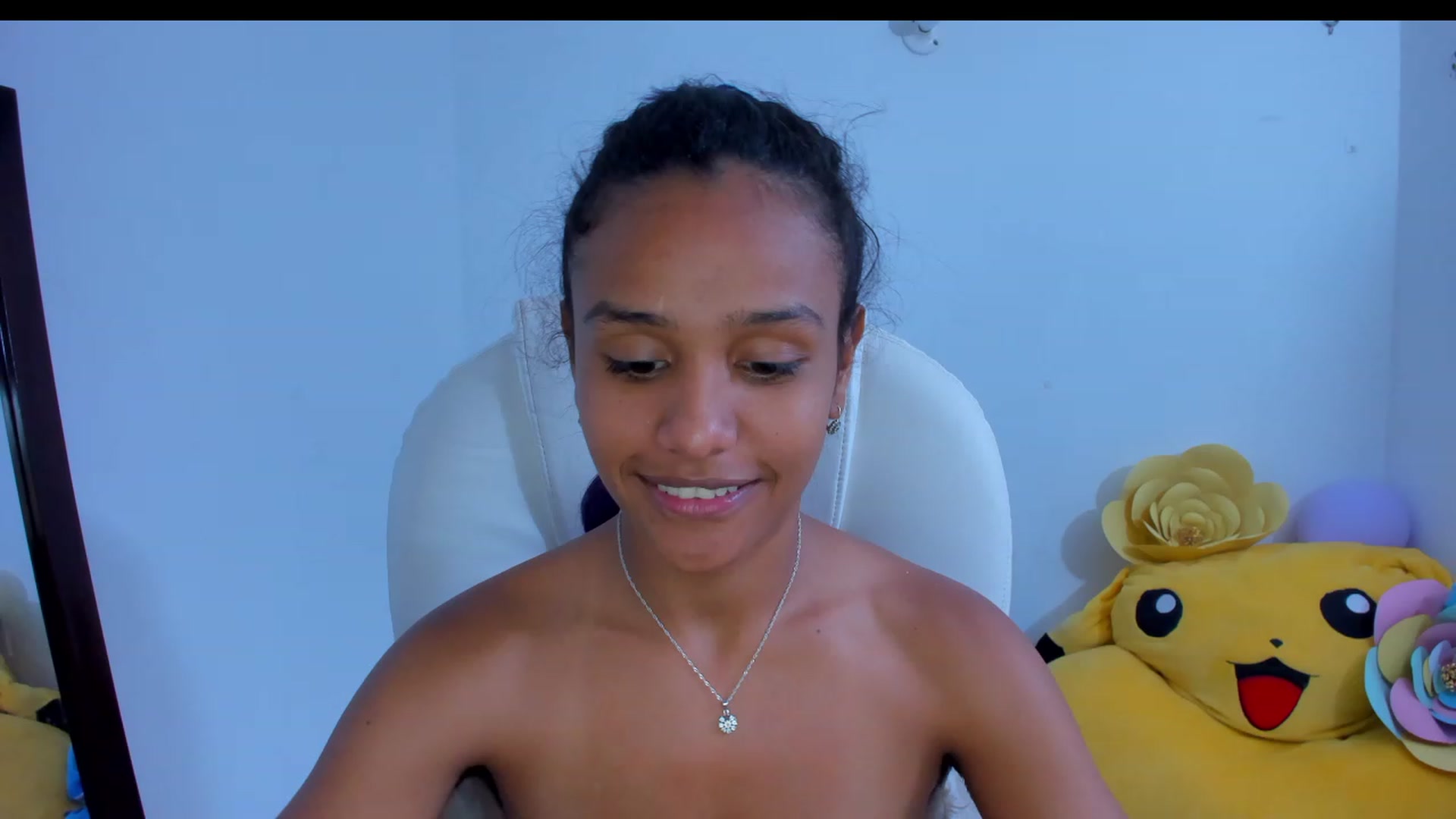 Gallery image thumbnail from Violet_Fit's myfreecams stream on, 11/19/2022, 14:28 image 20 of 20