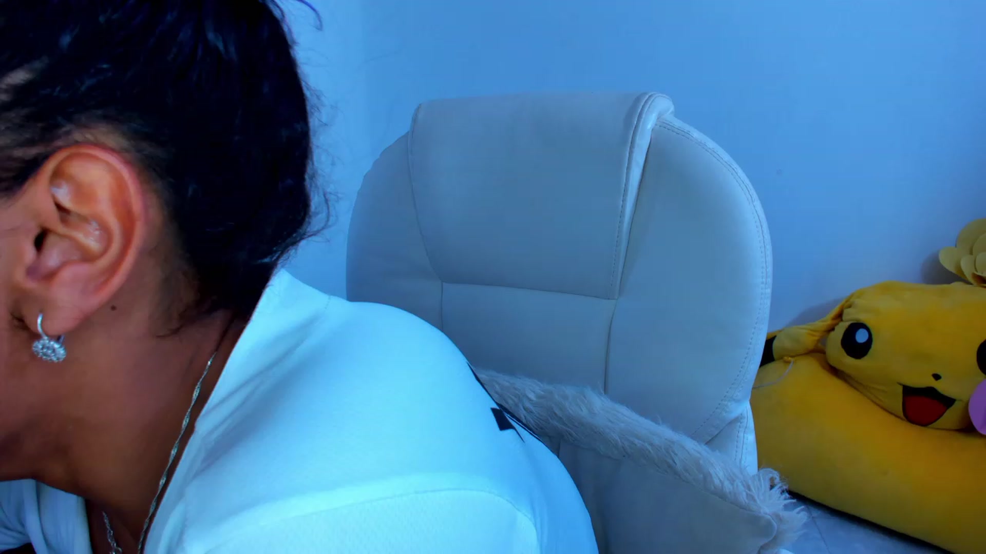 Gallery image thumbnail from Violet_Fit's myfreecams stream on, 11/23/2022, 05:28 image 6 of 20