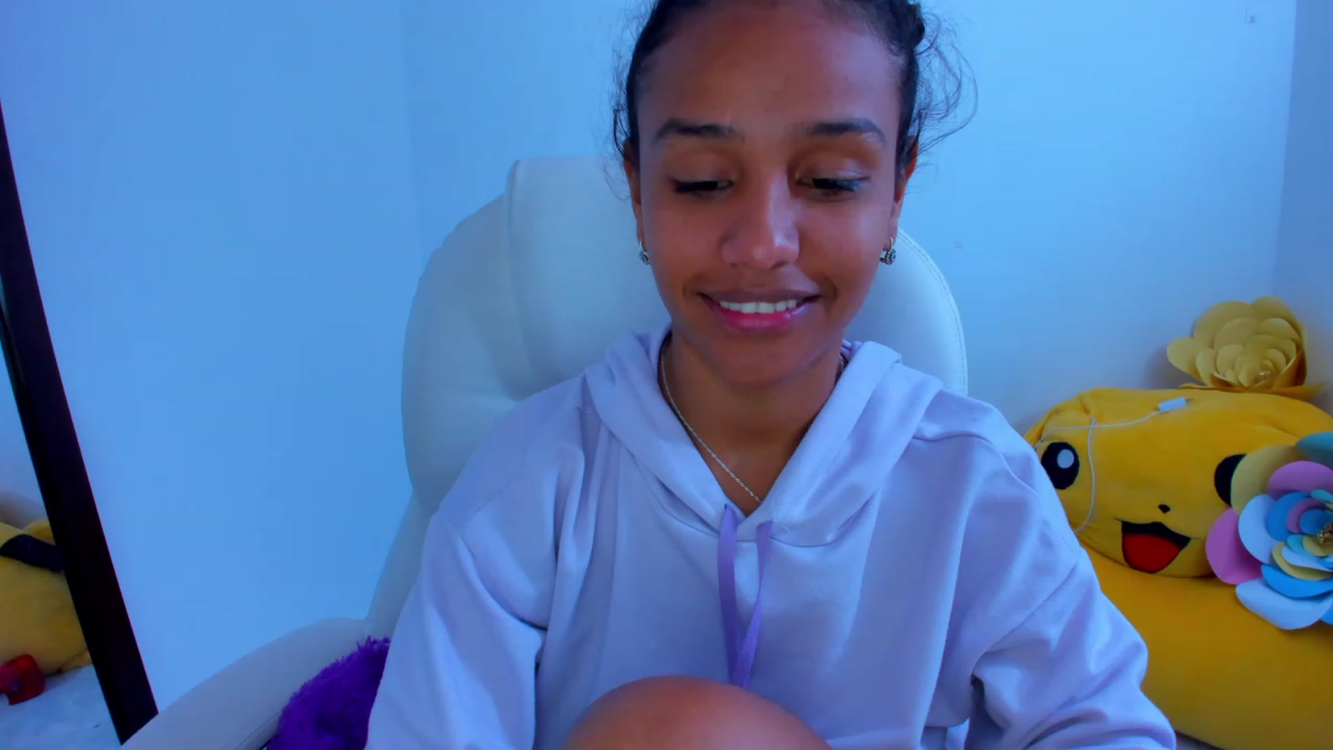 Gallery image thumbnail from Violet_Fit's myfreecams stream on, 11/24/2022, 14:27 image 7 of 20