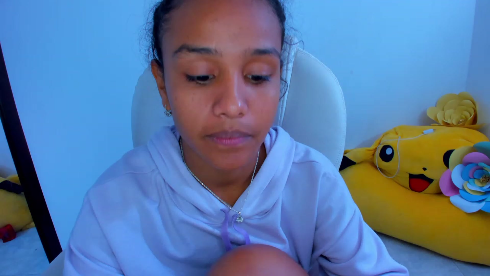 Gallery image thumbnail from Violet_Fit's myfreecams stream on, 11/24/2022, 14:27 image 18 of 20