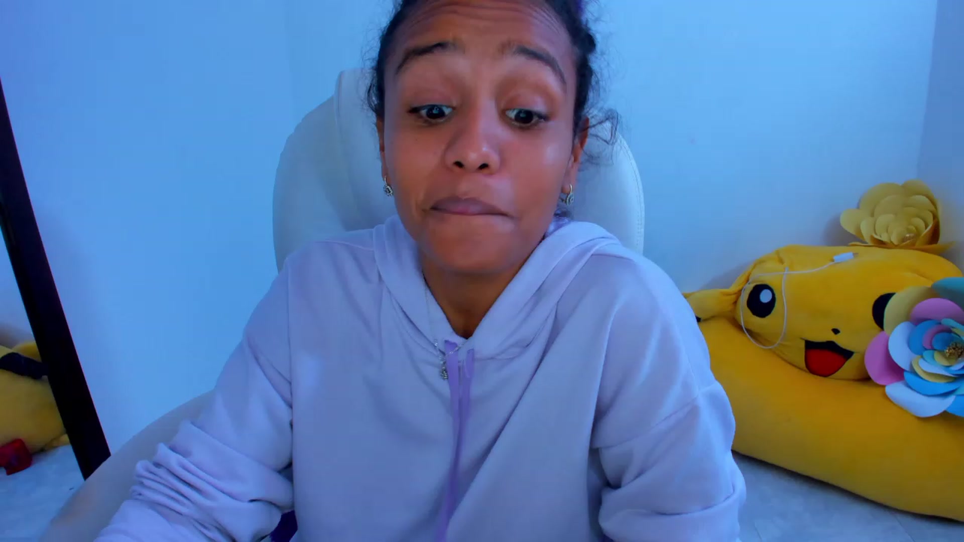 Gallery image thumbnail from Violet_Fit's myfreecams stream on, 11/24/2022, 16:01 image 9 of 20