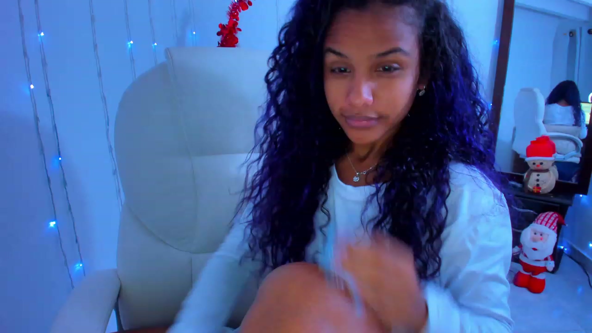 Gallery image thumbnail from Violet_Fit's myfreecams stream on, 12/06/2022, 12:55 image 6 of 20