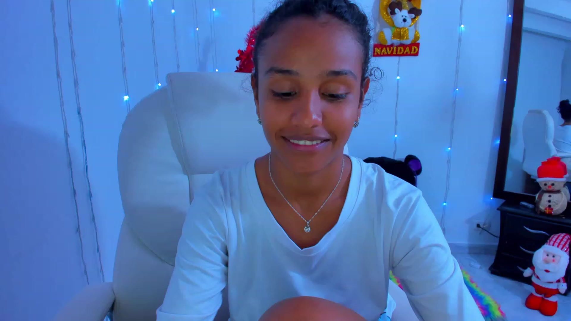 Gallery image thumbnail from Violet_Fit's myfreecams stream on, 12/06/2022, 15:09 image 10 of 20