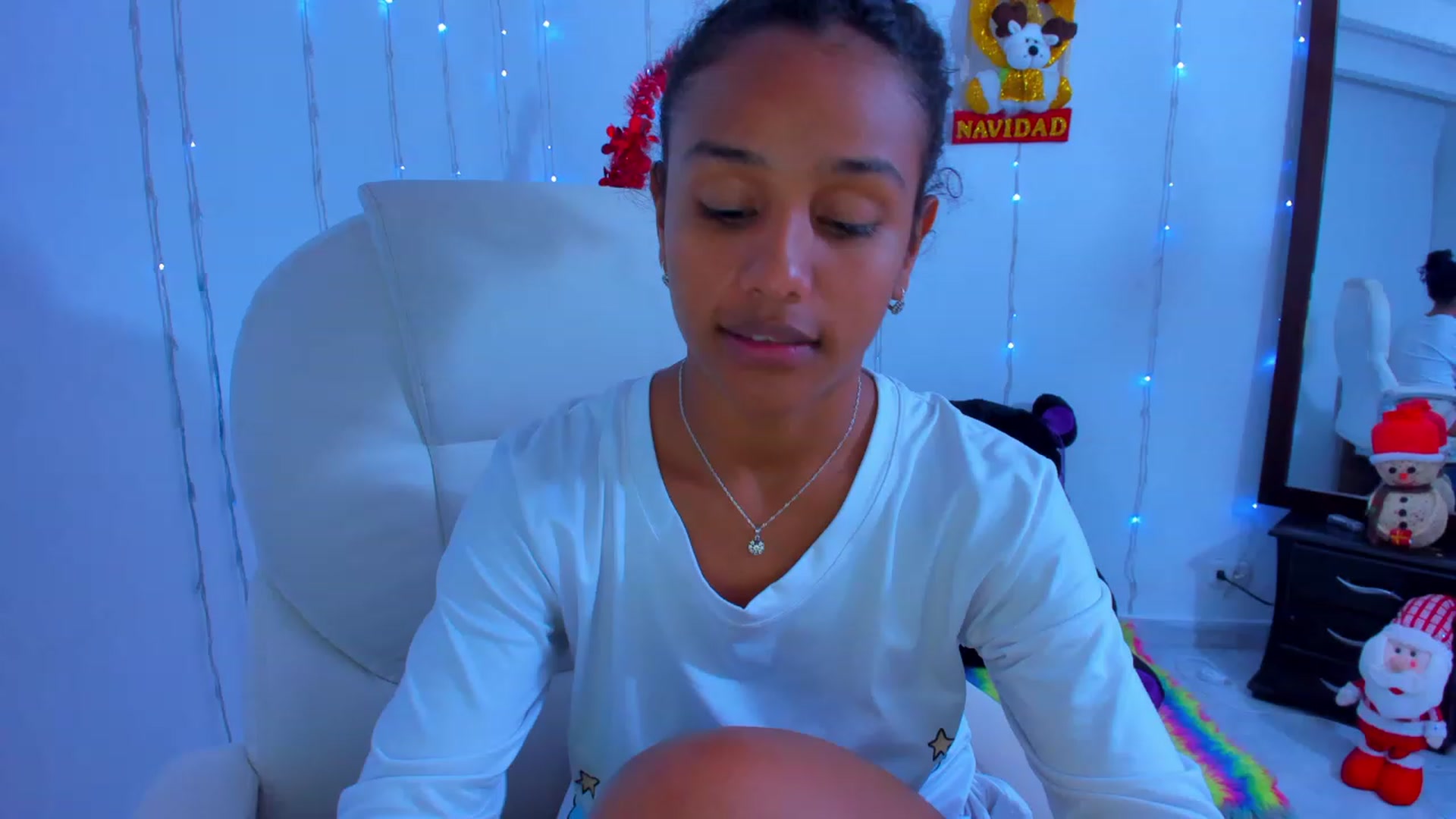 Gallery image thumbnail from Violet_Fit's myfreecams stream on, 12/06/2022, 15:09 image 8 of 20