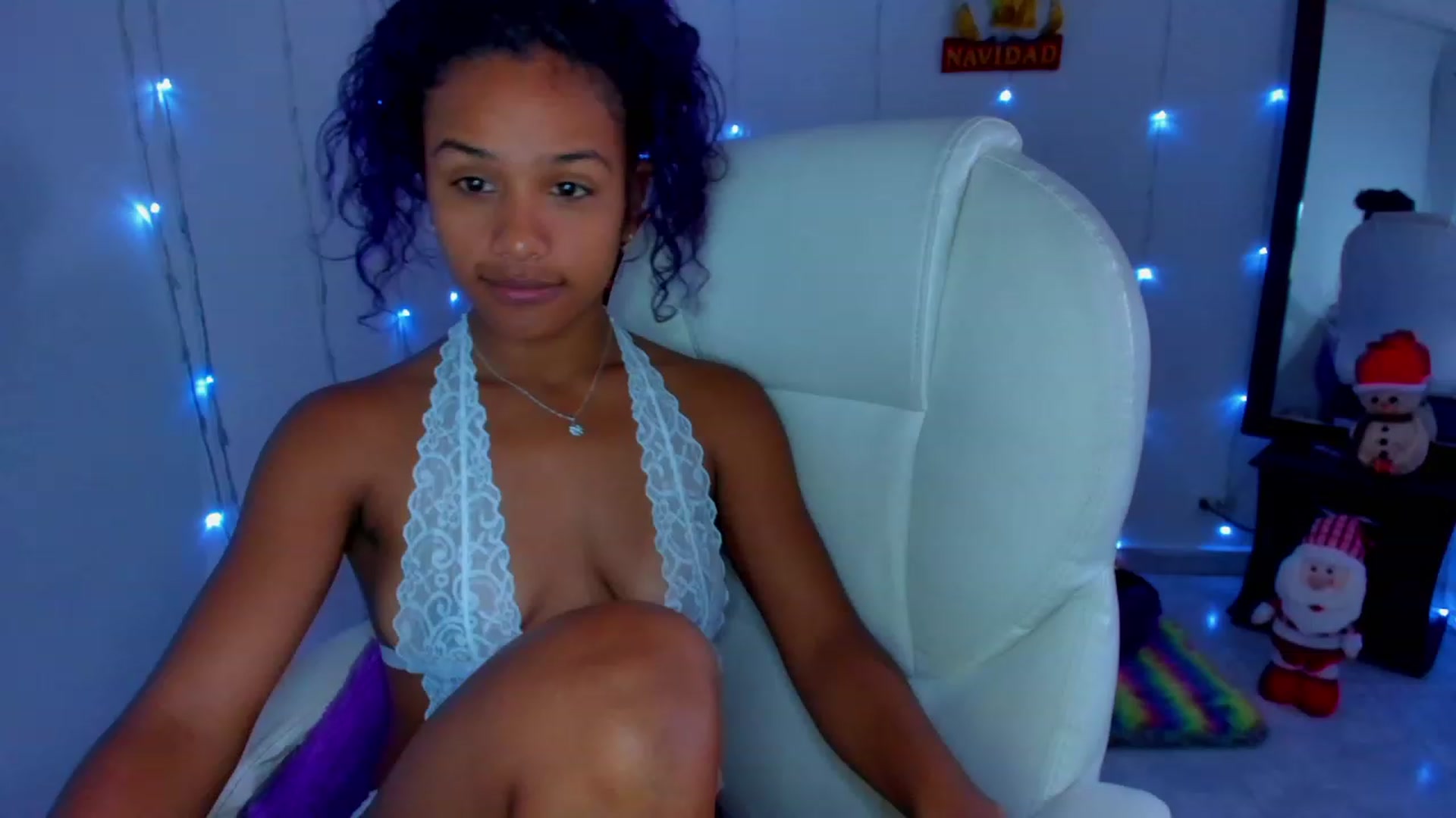 Gallery image thumbnail from Violet_Fit's myfreecams stream on, 12/09/2022, 13:03 image 12 of 20