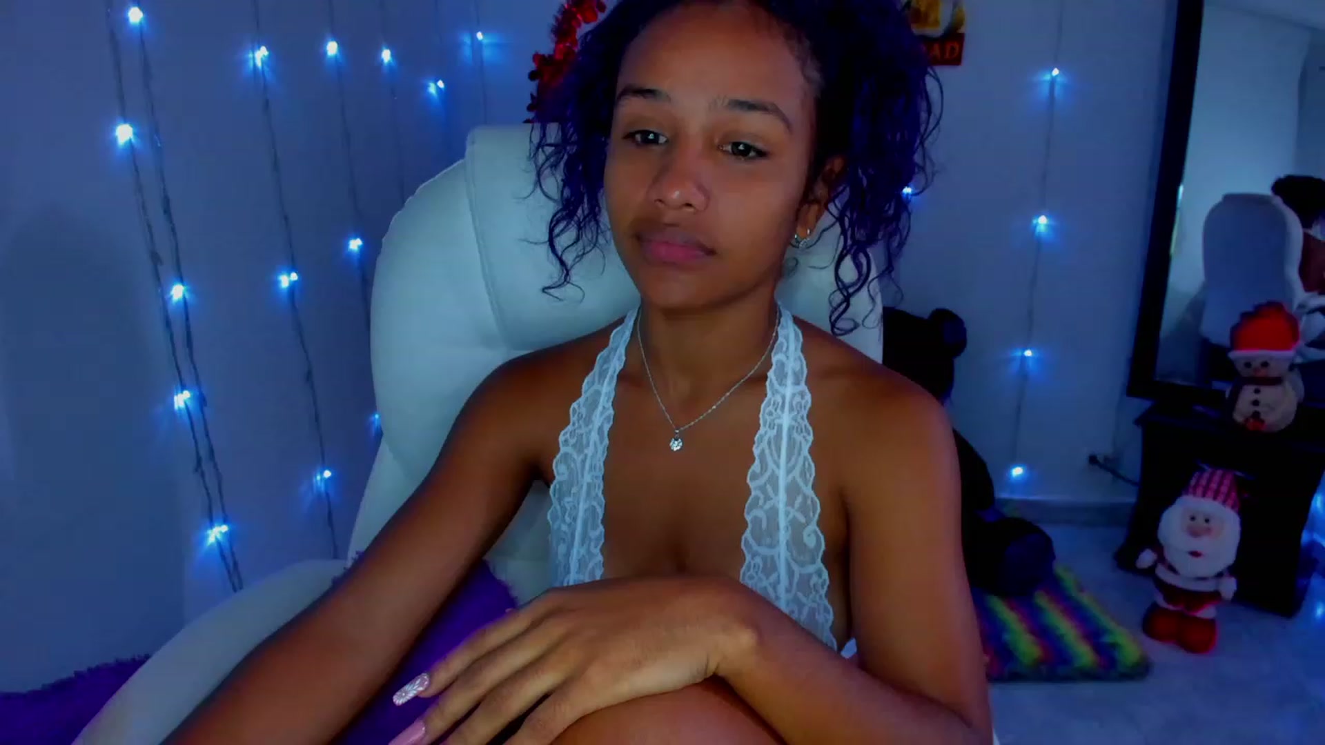 Gallery image thumbnail from Violet_Fit's myfreecams stream on, 12/09/2022, 13:03 image 2 of 20