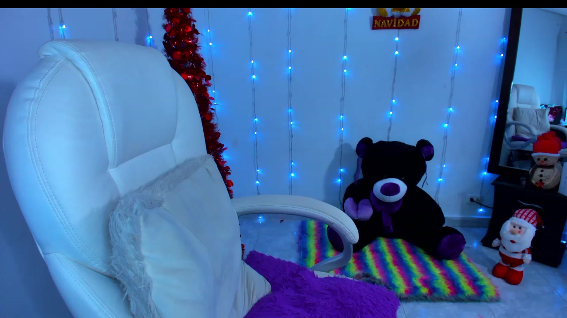 Gallery image thumbnail from Violet_Fit's myfreecams stream on, 12/16/2022, 13:02 image 20 of 20